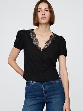 Gap Black Linen-Blend Lace V-Neck Top